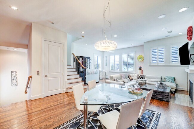 Photo - 1919 Colquitt St