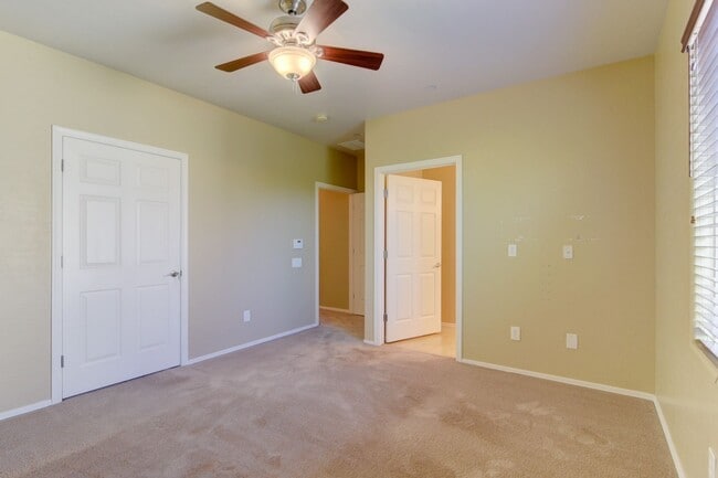 Photo - 8324 W Charleston Blvd Unidad 2056