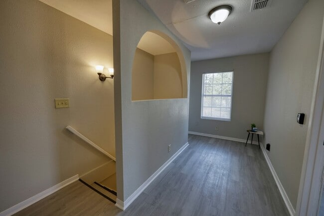 Photo - 250 Arapahoe Dr