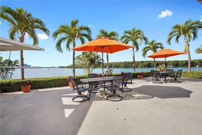 Photo - 500 Bayview Dr Unit 1825