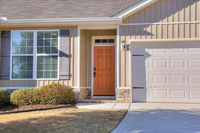 Photo - Home For Rent - 4913 Ashbrooke Way Grovetown, GA 30813