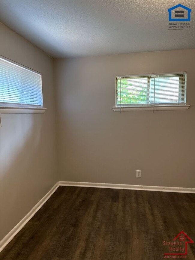 Photo - 1812 Olive St