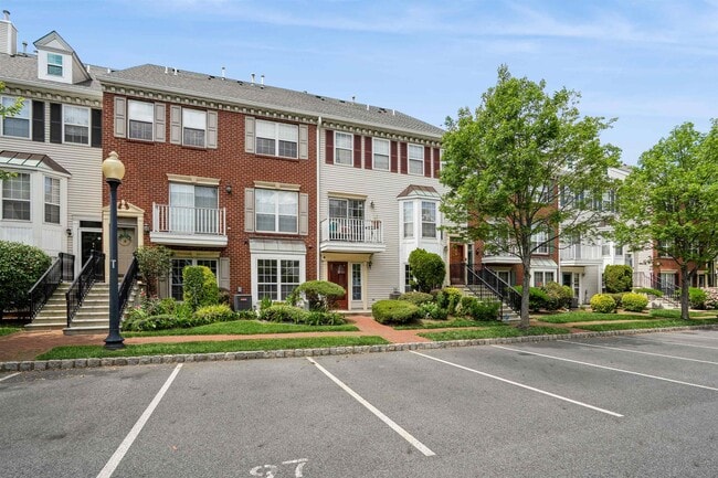 Photo - 16 Cypress St