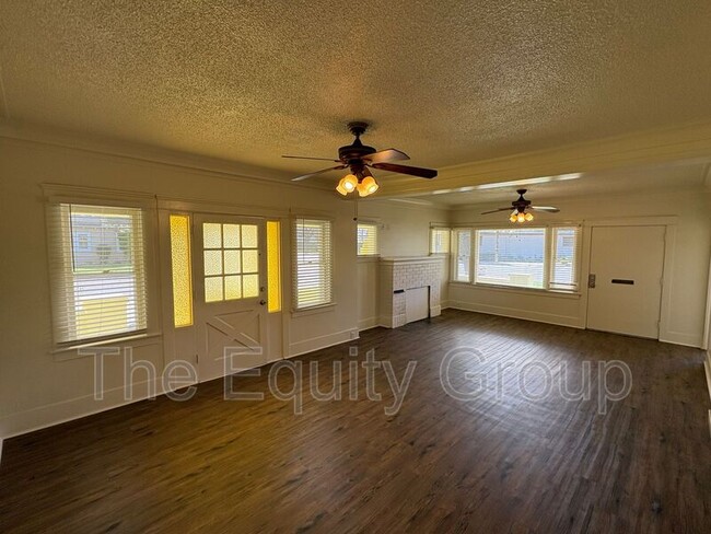 Photo - 1424 18th Ave