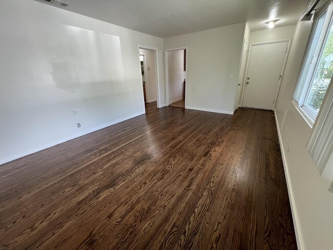 Photo - 1110 Oliver St