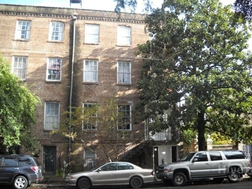Photo - 124 E Harris St House