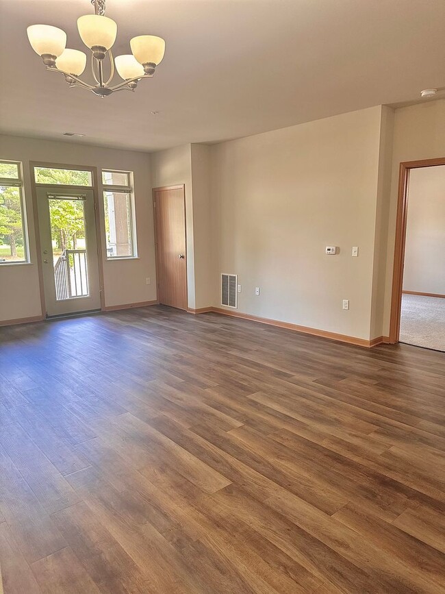 Photo - Fairway Glen Apartments