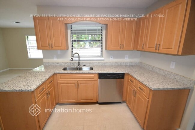 Photo - 1901 Shower Tree Way