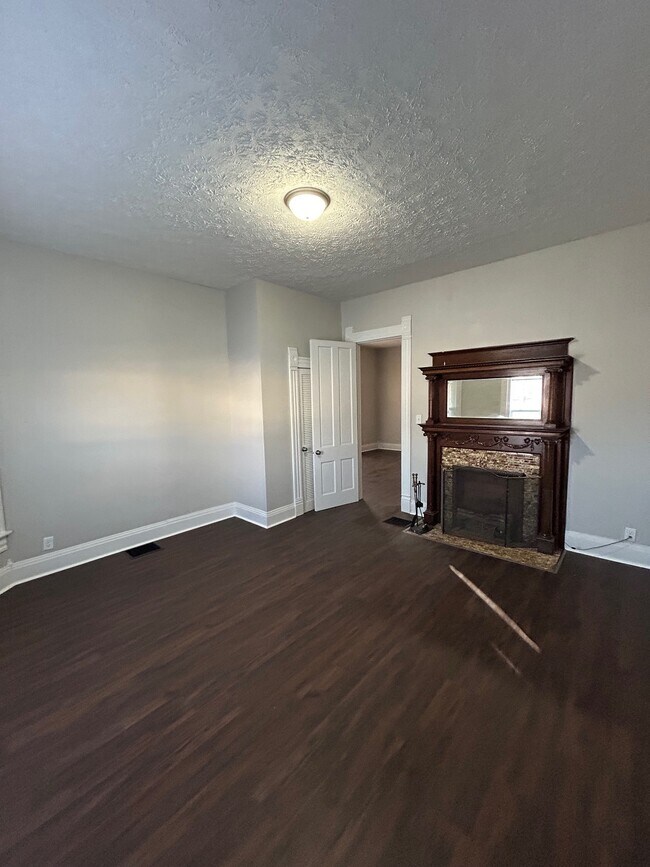 Photo - 709 N Jefferson St