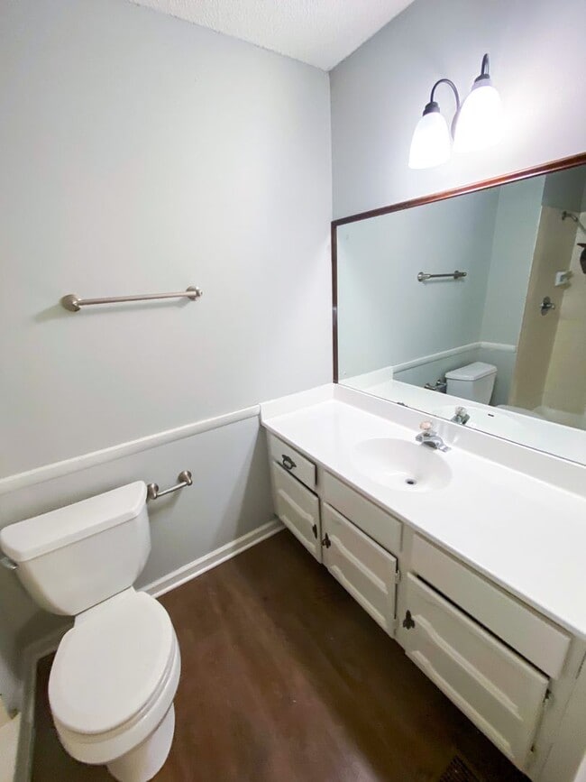 Photo - Beautiful 4 Bedroom 2 Bath