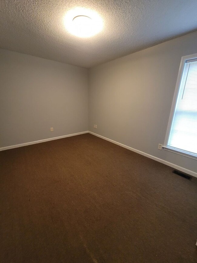 Photo - 3 BR in High Point!