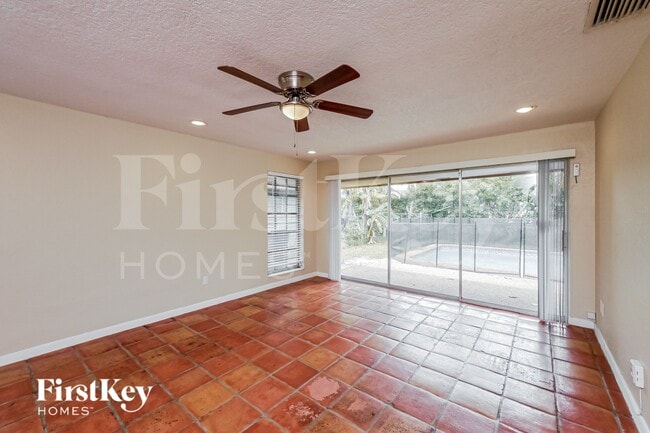 Photo - 7518 NW 42nd Dr