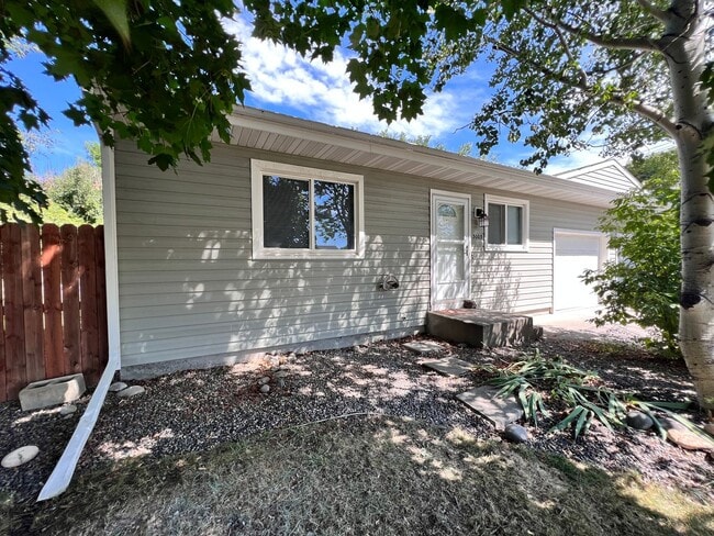 Building Photo - 3001 Boulder Ave Unit 3003