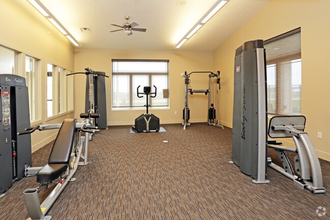 Gimnasio - The Sterling Apartments at Grand Island