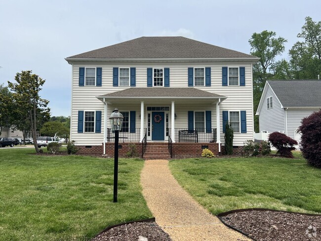 Building Photo - Well Maintained Corner Property in Newport... Rental