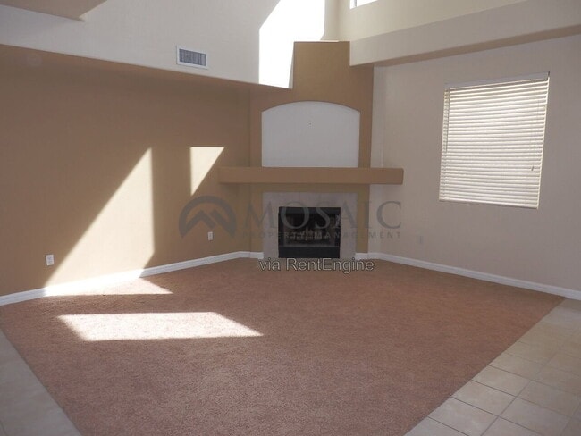 Photo - 2106 E Briarwood Terrace