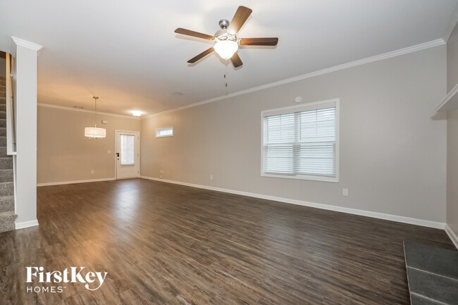 Photo - 28 E Newnan Rd