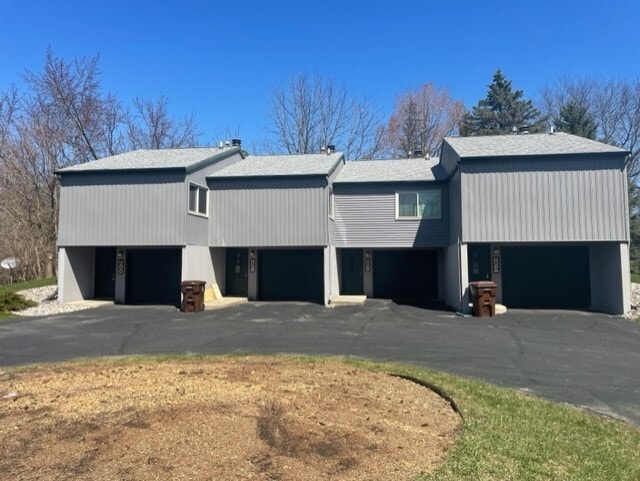 Photo - 2100 Fox Hollow Dr