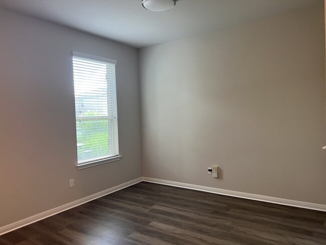 Photo - 1513 Carlene Pruett St