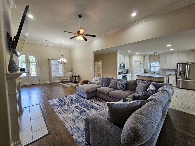 43283 Pond View Dr