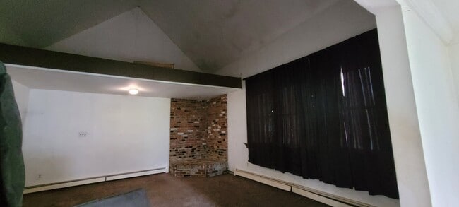 Photo - 39 Vernon Ave