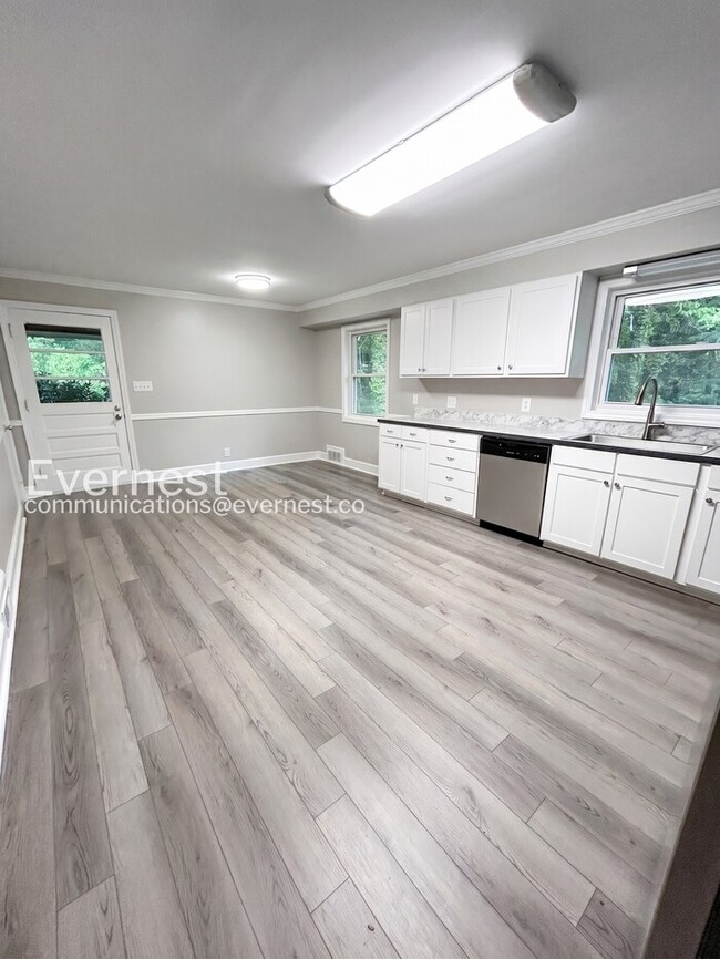 Photo - 112 Tabor St