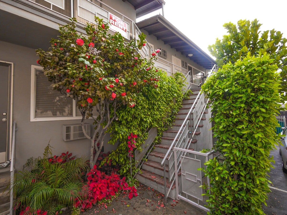 Photo - 1215 Granville Ave