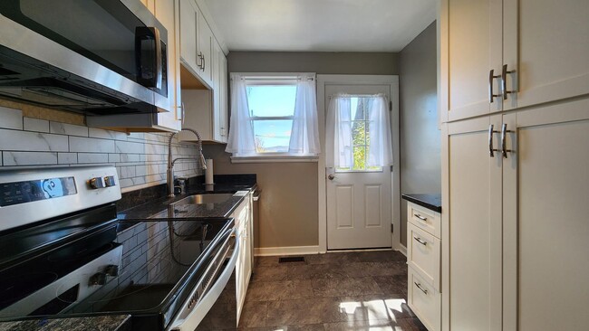 Photo - Newly Renovated Sapphire Manor Condo
