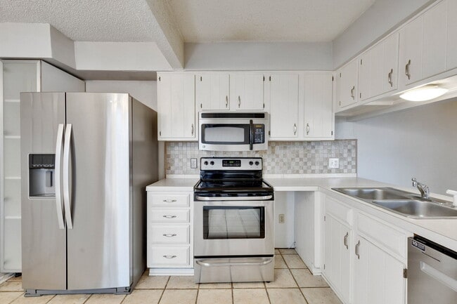 Photo - 1714 Timber Ridge Dr