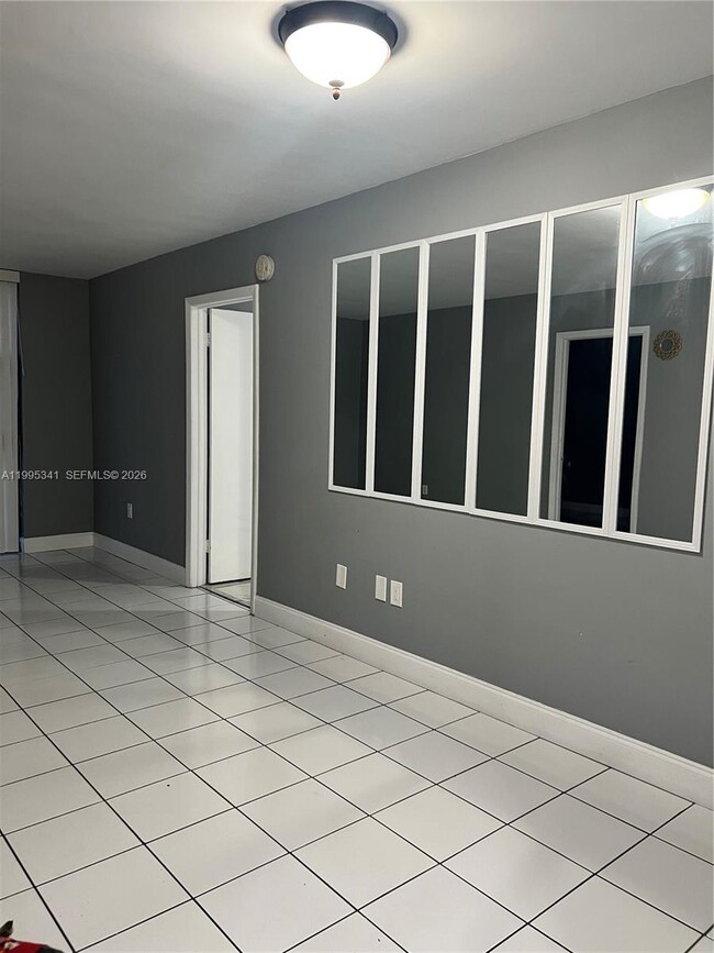 Photo - 2055 SW 122nd Ave Unit 323