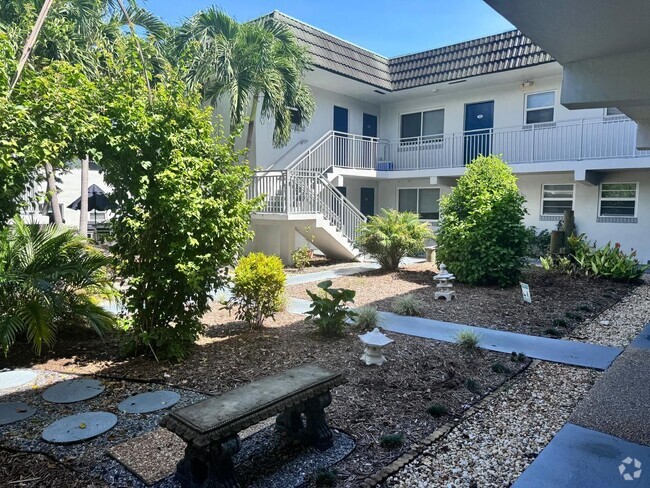 Building Photo - Spacious and modern 1-bedroom, 1-bathroom ... Rental