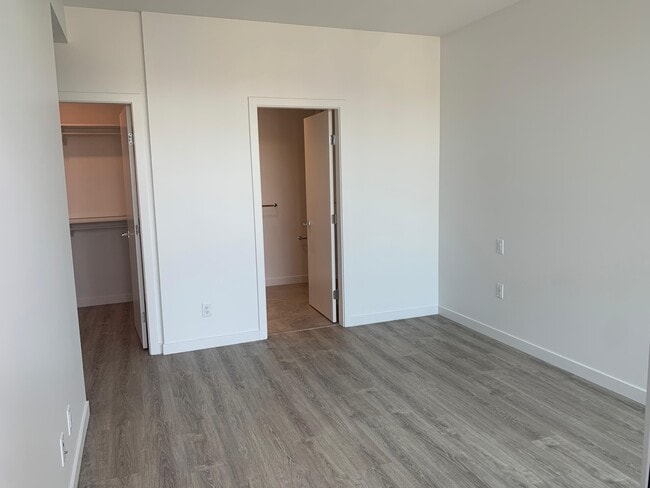 Photo - 680 Quayside Dr