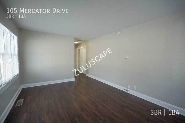 Photo - 105 Mercator Dr