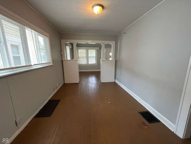 Photo - 1527 N Chester Ave