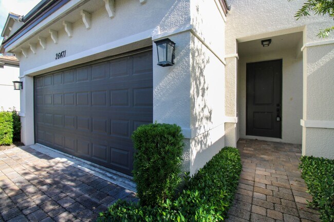 Photo - 3-Bedroom + Den Home in Bonita Fairways – ...