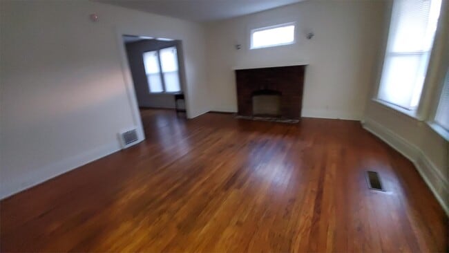 Photo - 206 Hall Ave Unit 1