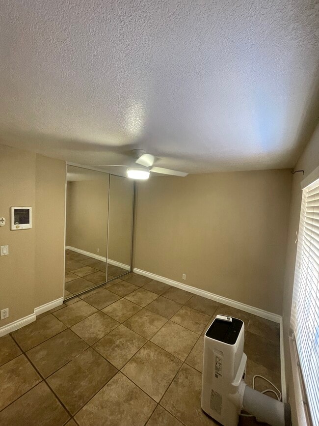 Photo - 620 E Lexington Ave Unit All Utilities Included