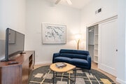 Studio - 522SF