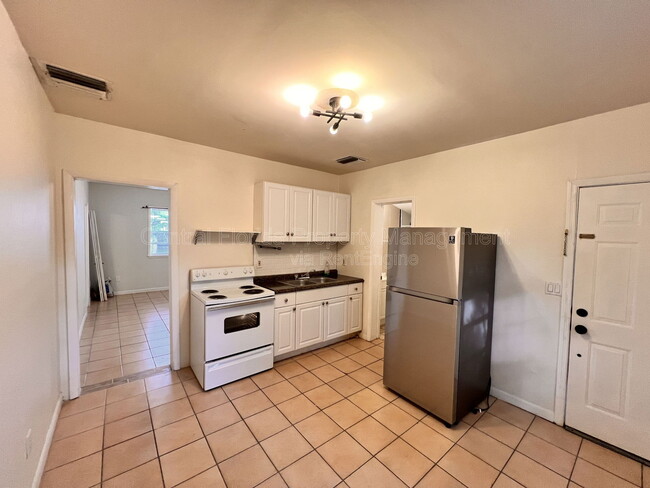 Photo - 108 E Winter Park St