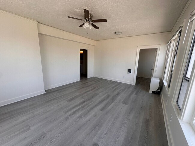 360 W Ocean Blvd Unit 701