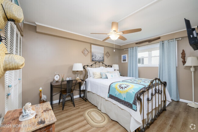 Building Photo - 455 Ocean Blvd Unit 16 Rental