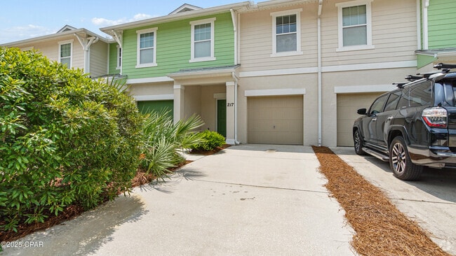 Building Photo - 217 Sand Oak Blvd Rental