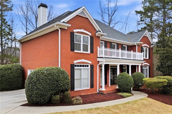 Photo - 310 Stoneleigh Dr SW