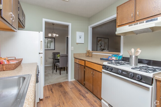 1HAB, 1BA - 1005sf - Cocina - Reserve at Twin Oaks