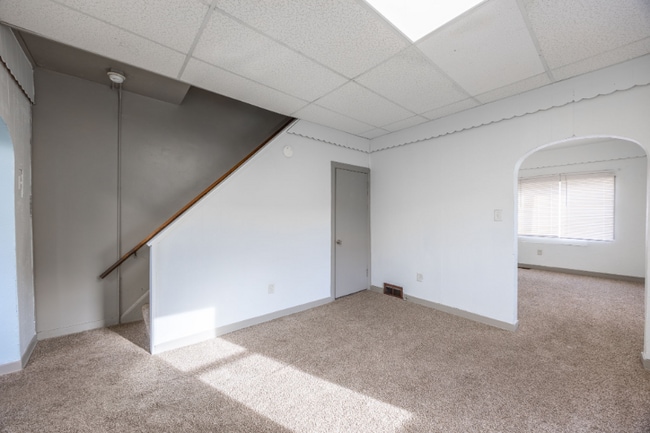 Photo - 308 Menoher Wy Casa Adosada