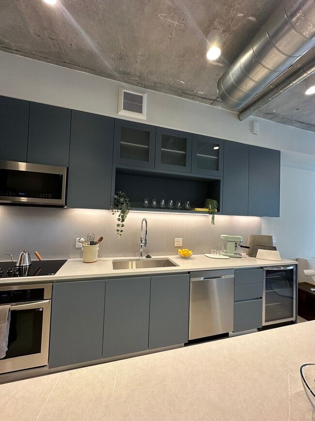 Photo - 138 NW 34th St Unidad A3