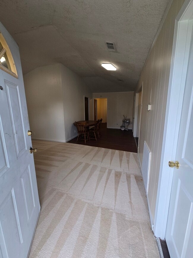 Photo - 619 Morrell St