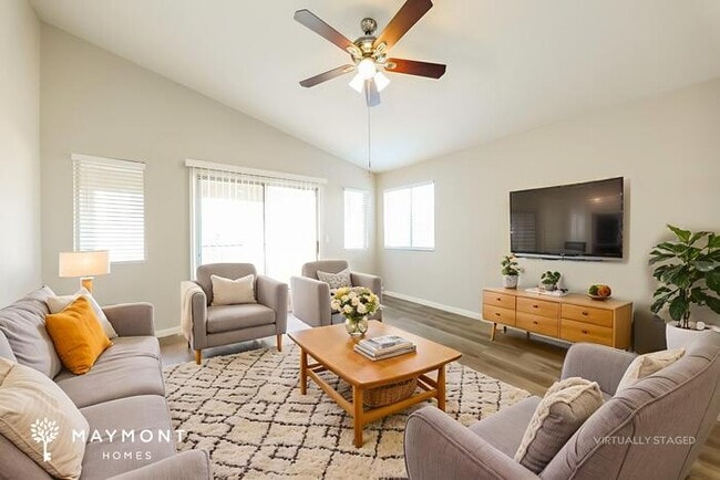 Photo - 15850 N 32nd Way