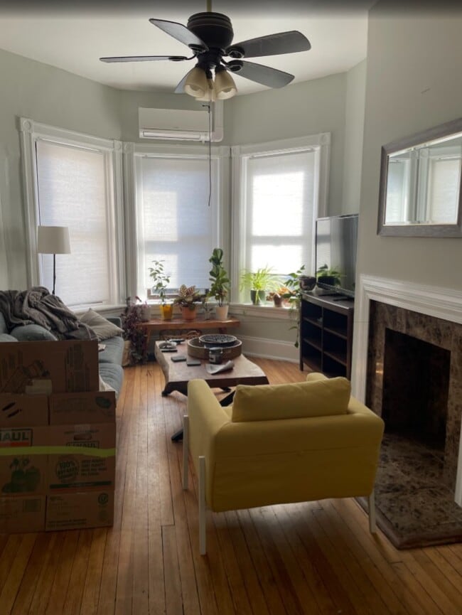 Photo - 3626 10th St NW