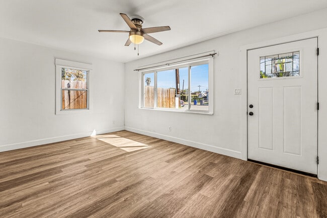 Photo - 1070 10th St